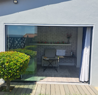 Composite decking and glass installation detail by Designer Welding